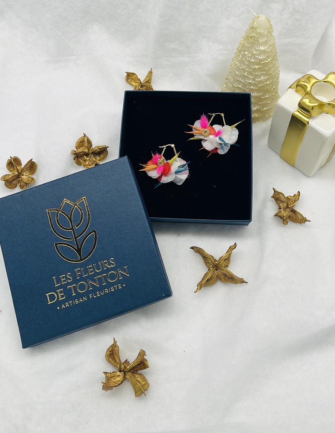 82_-boucle-doreille-floral-en-fleurs-stabilise-artisanale-les-fleurs-de-tonton