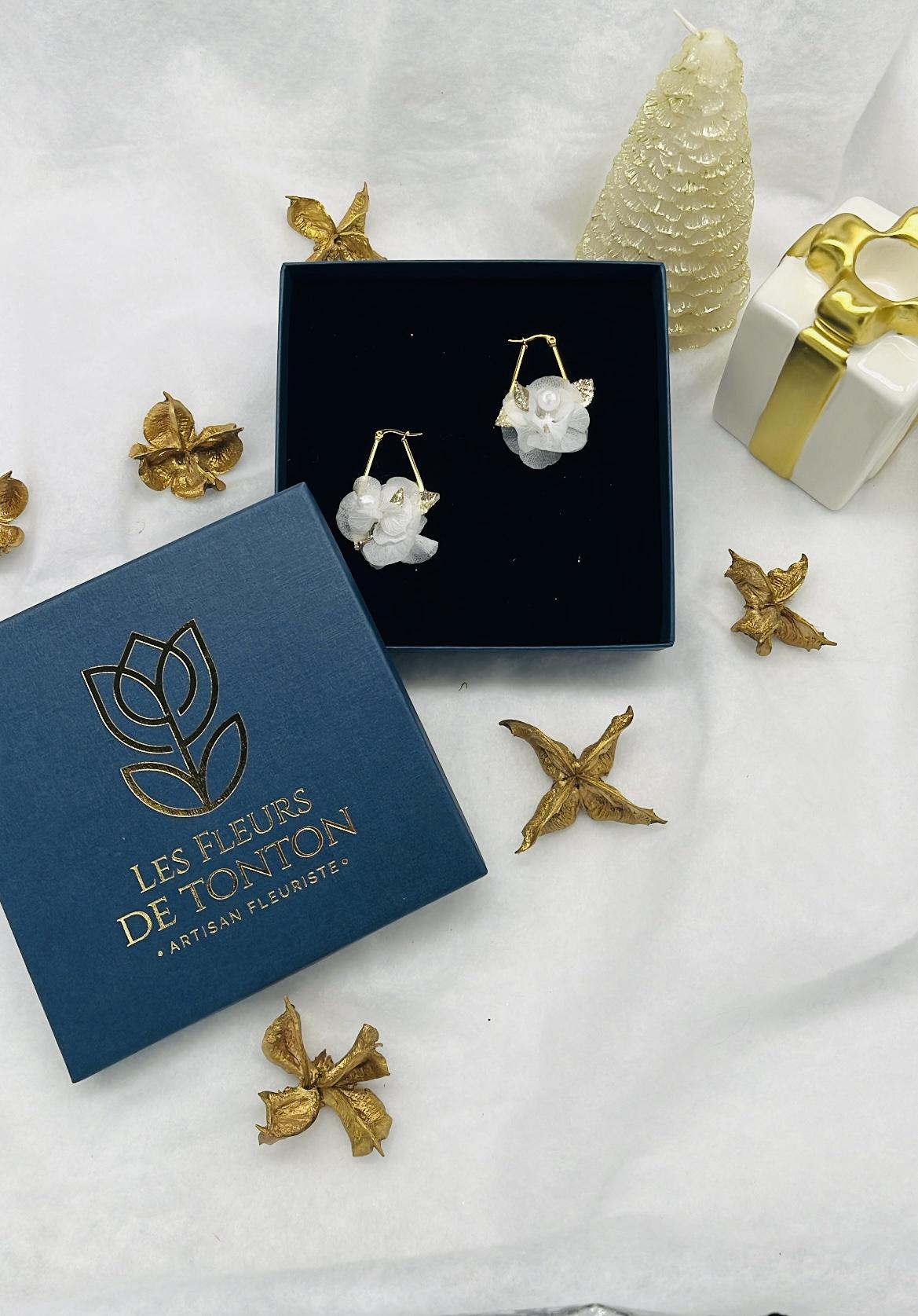 90_-boucle-doreille-floral-en-fleurs-stabilise-artisanale-les-fleurs-de-tonton